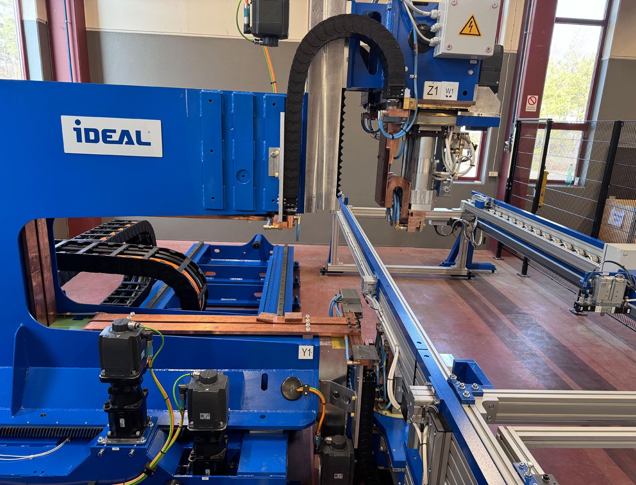 Närbild maskin Posiweld